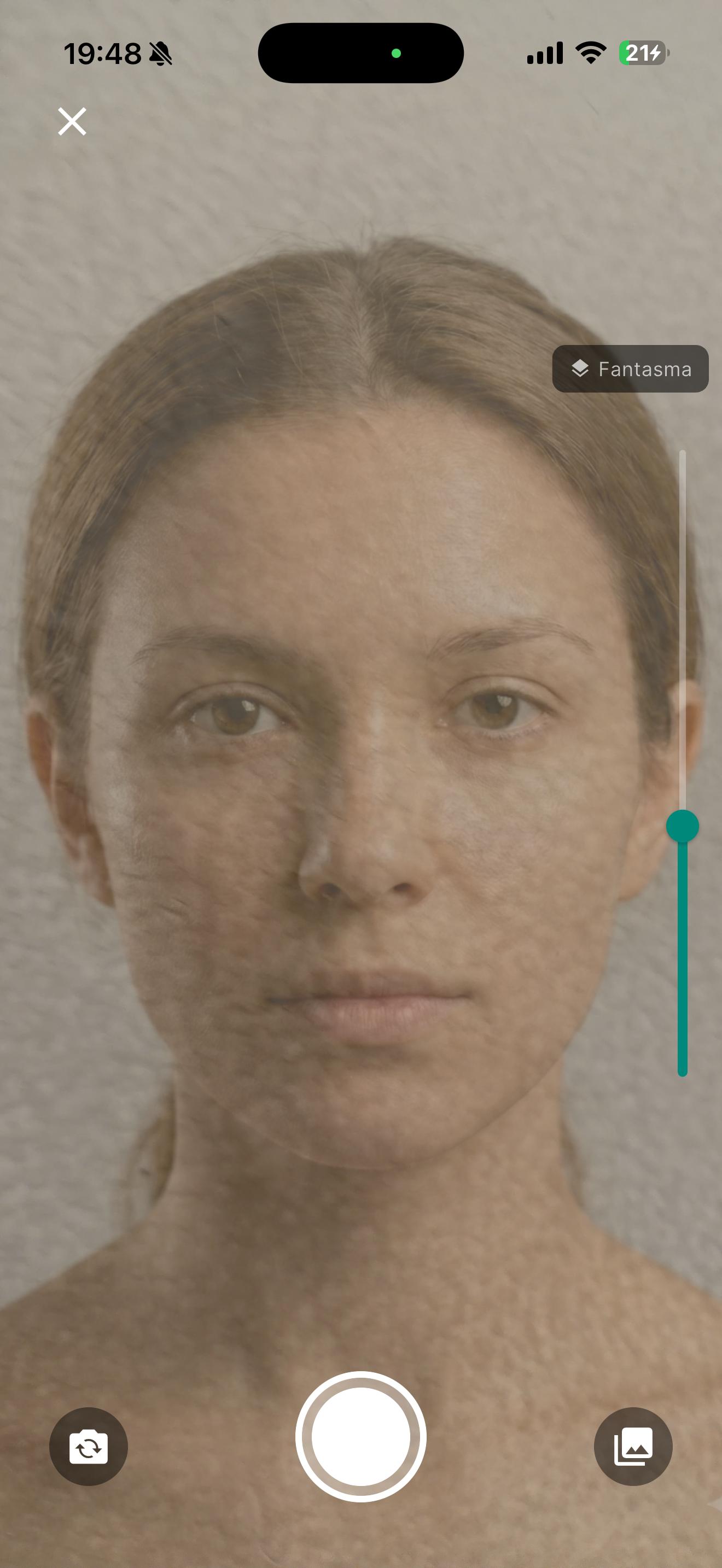 Câmera ghost mostrando sobreposição da foto anterior no app Lume